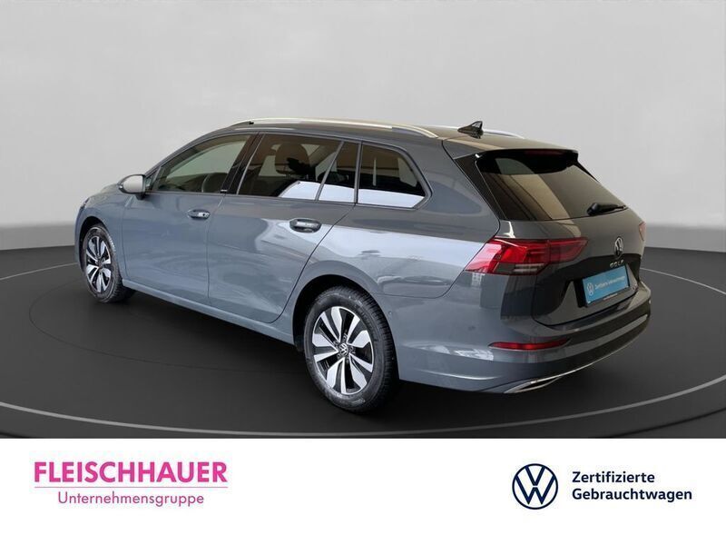 Gebraucht VW Golf VIII Move 110 PS (80 kW) 2023 Grau Kombi