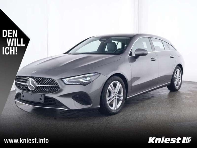 Mountaingrau met. Gebraucht 2023 Mercedes CLA180 Advanced Limousine | 30.450 € - Bild 1/4