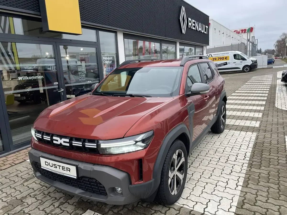 Gebraucht Dacia Duster Journey 143 PS (105 kW) 2025 Terracottabraun (braun) SUV