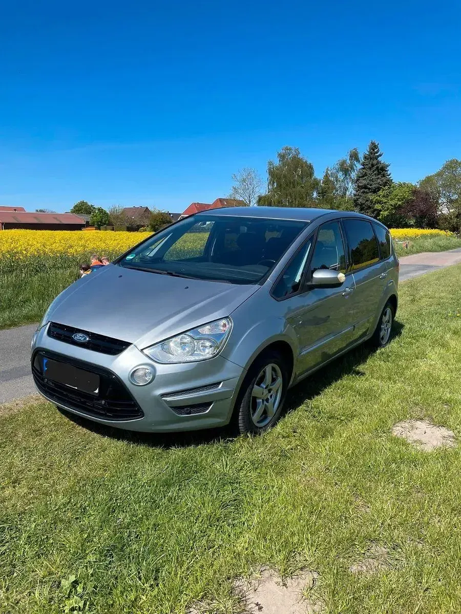 Gebraucht Ford S-MAX S 140 PS (102 kW) 2011 Silber Van / Kleinbus