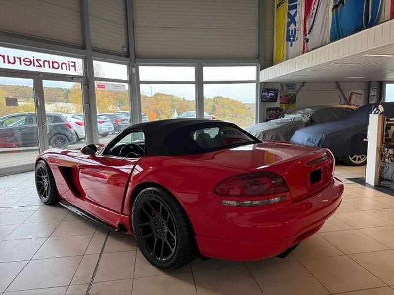 Second-hand Dodge Viper 506 CP (372 kW) 2003 Roșu Coupe