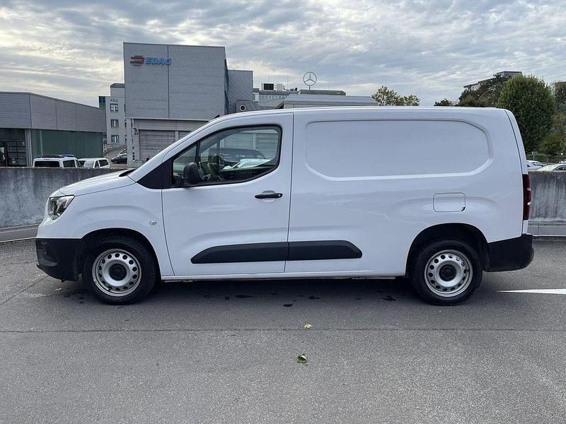 Gebraucht Opel Combo 102 PS (75 kW) 2022 Andere farbe Van / Kleinbus
