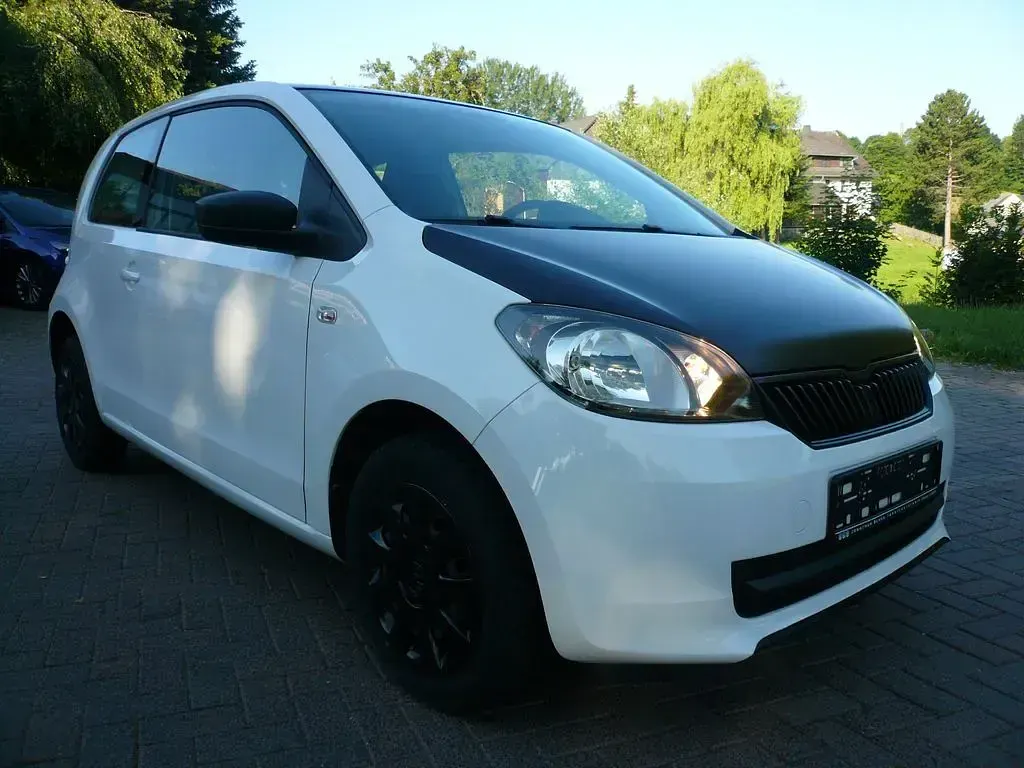 Gebraucht Skoda Citigo Active 60 PS (44 kW) 2015 Weiß Kleinwagen