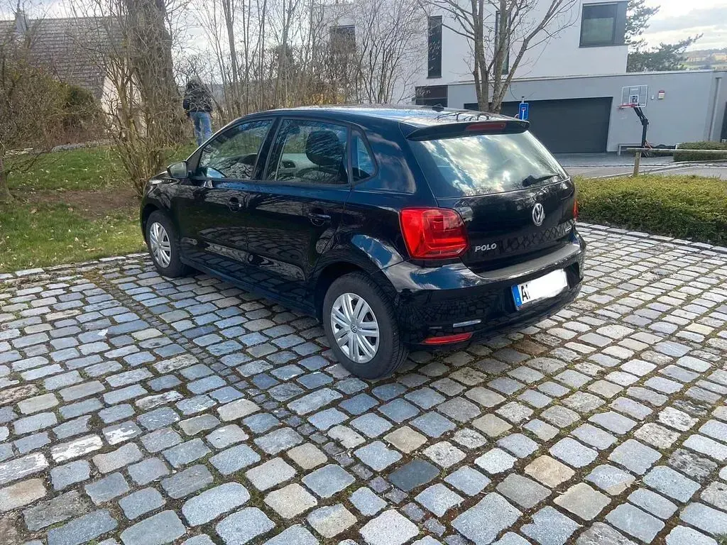 Gebraucht VW Polo Trendline 75 PS (55 kW) 2017 Schwarz Limousine