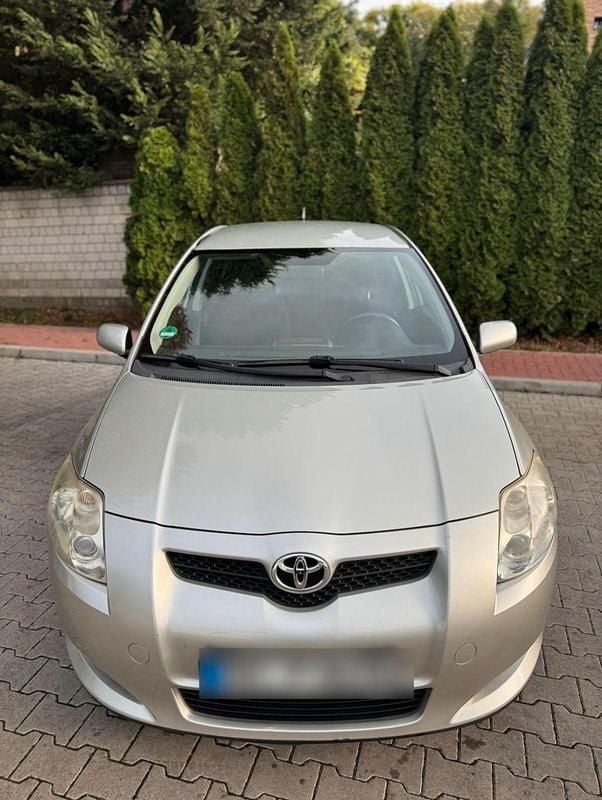 Gebraucht Toyota Auris Luna 124 PS (91 kW) 2009 Grau Limousine