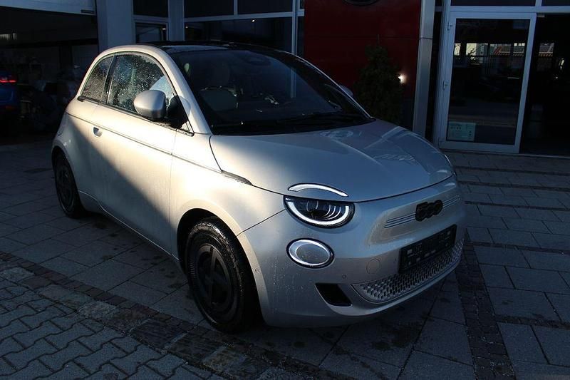 Gebraucht Fiat 500e S 86 kW (118 PS) 2025 Grau