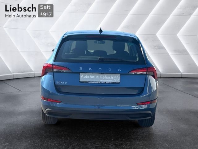 Gebraucht Skoda Scala Ambition 90 PS (66 kW) 2021 Blau Kleinwagen