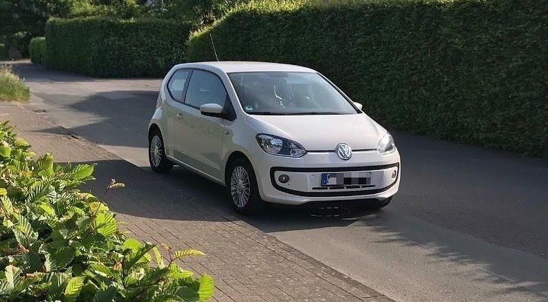 Gebraucht VW up! high up! 75 PS (55 kW) 2013 Weiß Kleinwagen