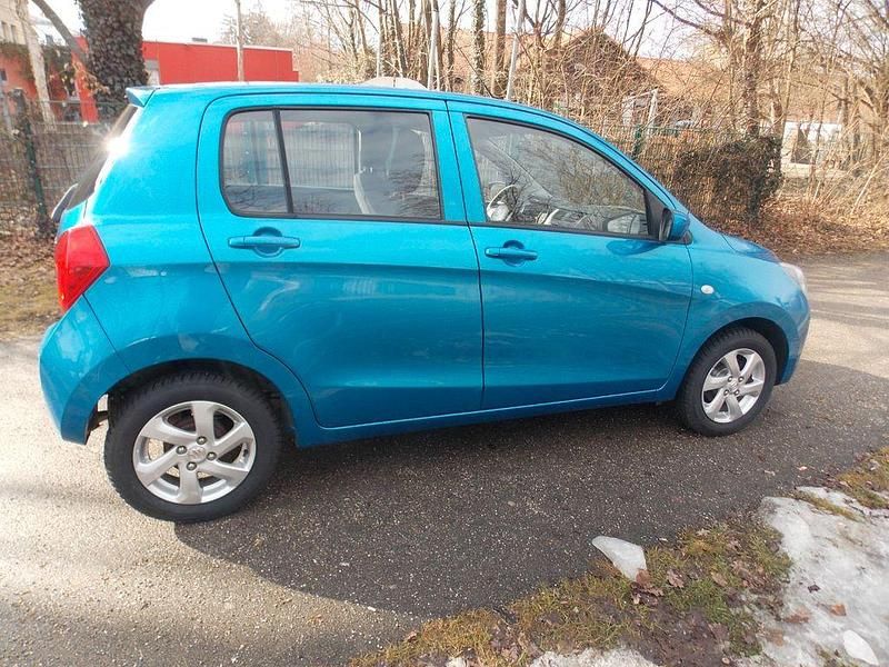 Second-hand Suzuki Celerio Basic 68 CP (50 kW) 2014 Albastru Hatchback