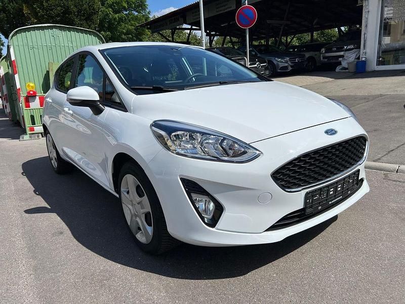 Weiß Gebraucht 2020 Ford Fiesta Cool & Connect Kleinwagen | 11.999 € (Guter Preis) - Bild 1/4