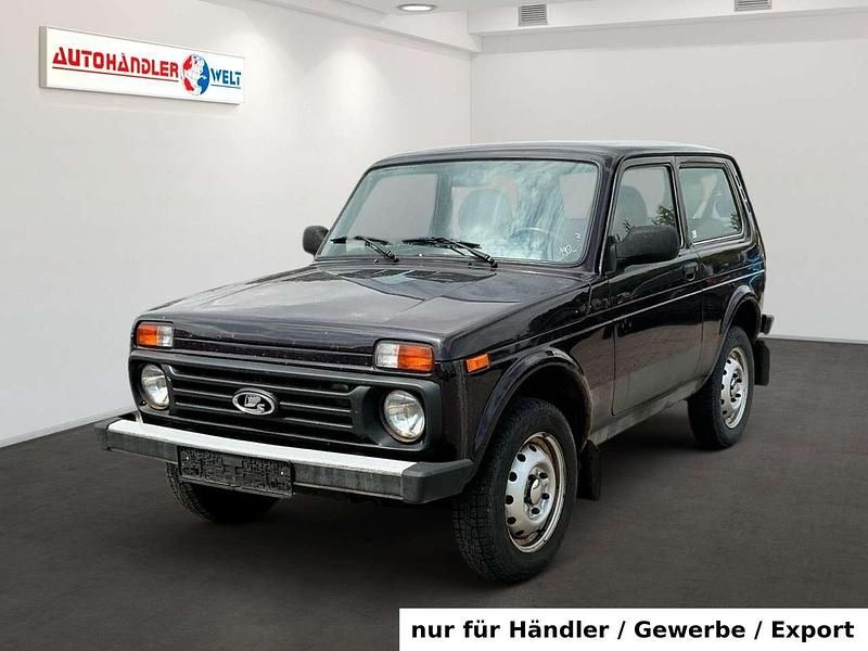 Braun Gebraucht 2016 Lada niva SUV | 2.999 € - Bild 1/3
