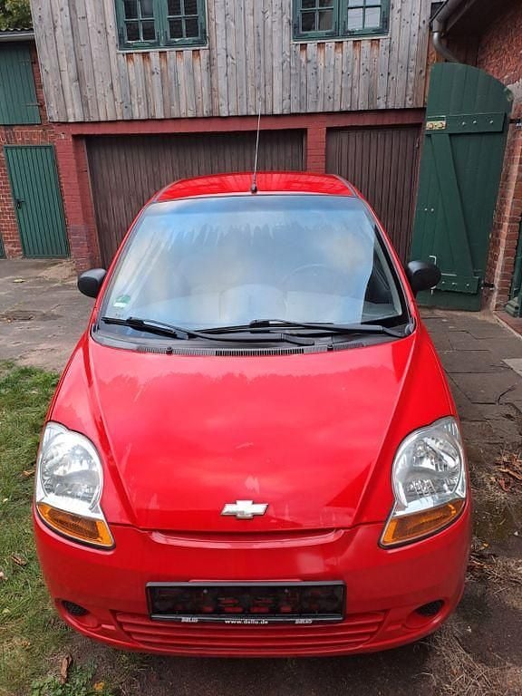 Gebraucht Chevrolet Matiz 52 PS (38 kW) 2009 Rot Kleinwagen