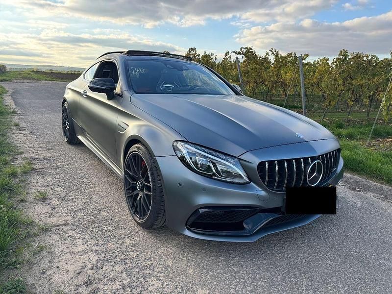 Grau Gebraucht 2018 Mercedes C63S AMG AMG Coupé | 65.900 € (Guter Preis) - Bild 1/4