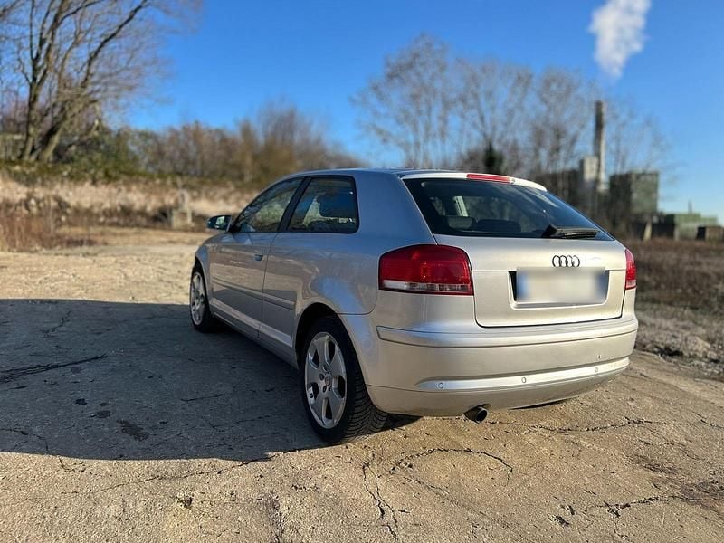 Gebraucht Audi A3 102 PS (75 kW) 2005 Silber Kleinwagen