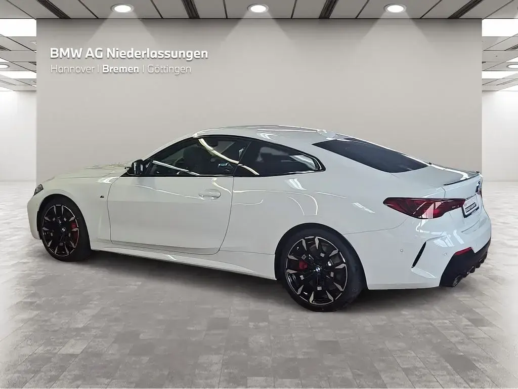 Gebraucht BMW 430 M Sport 286 PS (210 kW) 2025 Weiß Coupé