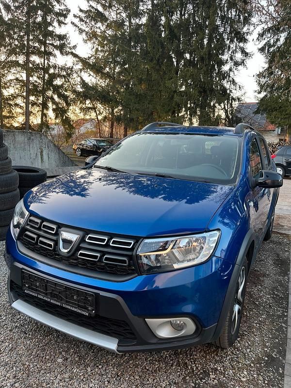 Gebraucht Dacia Logan MCV Stepway 101 PS (74 kW) 2020 Blau Kombi
