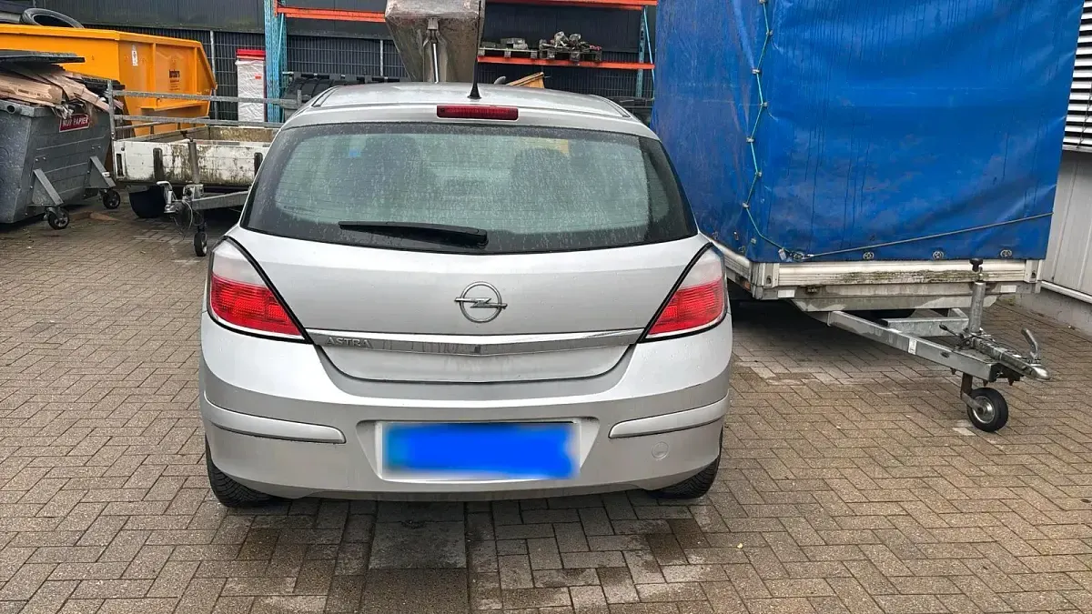 Gebraucht Opel Astra 90 PS (66 kW) 2006 Grau Kleinwagen