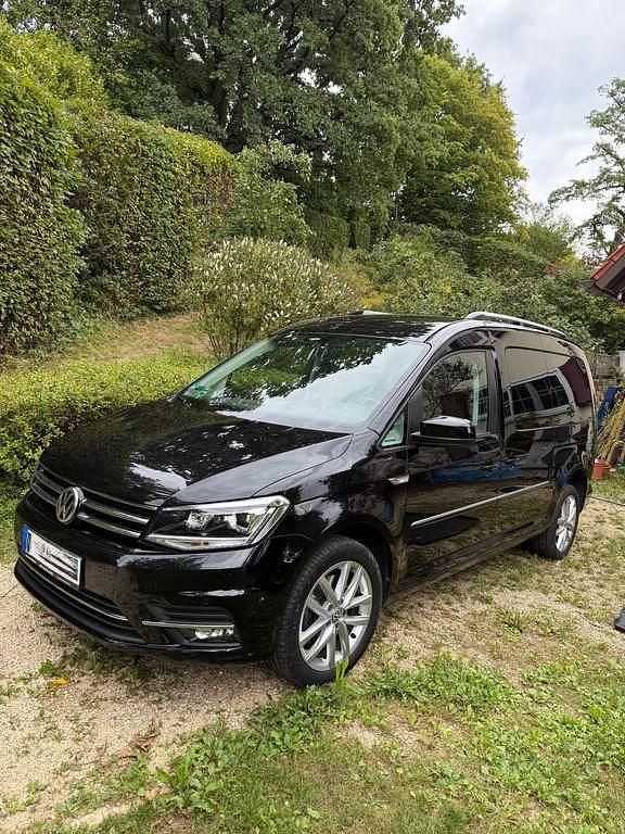 Schwarz Gebraucht 2020 VW Caddy Maxi Van / Kleinbus | 32.900 € (Etwas zu teuer) - Bild 1/4