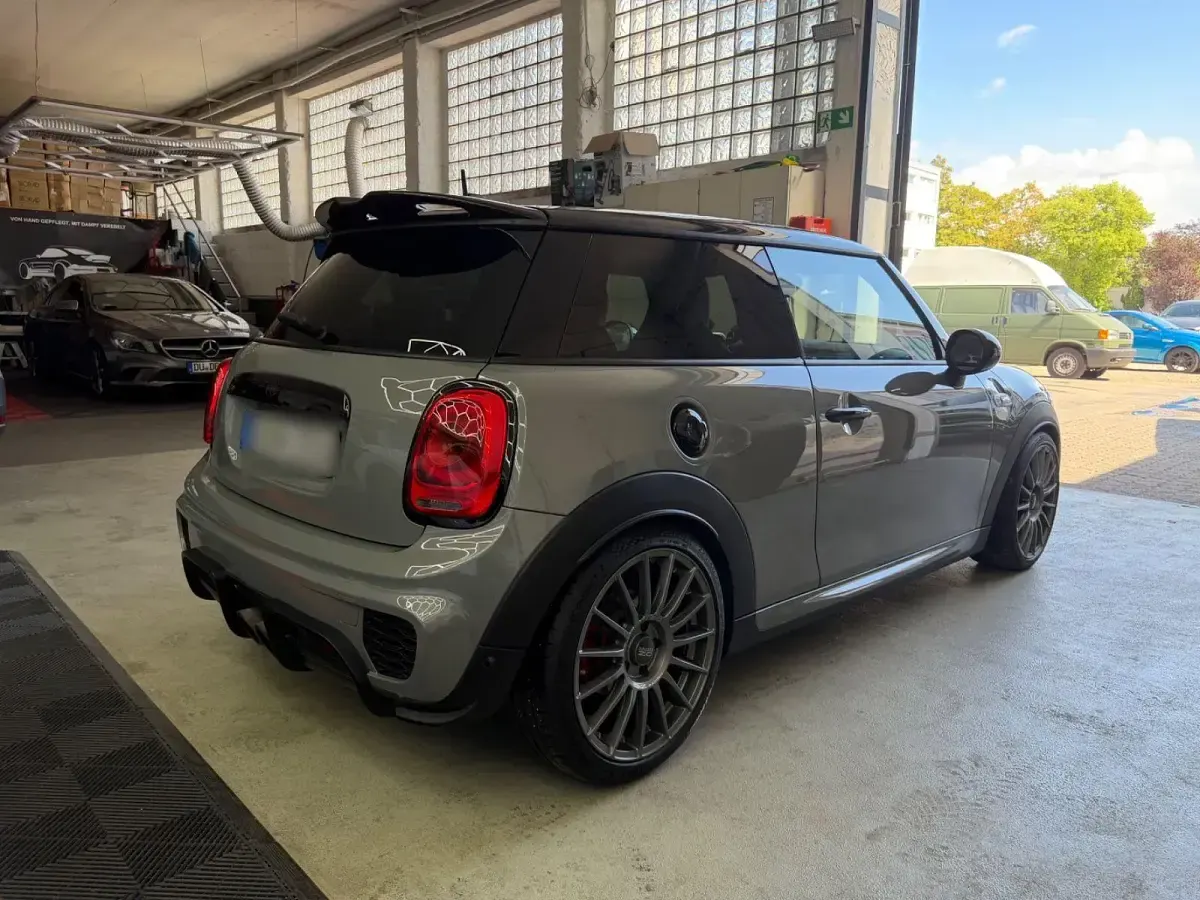 Gebraucht Mini John Cooper Works 231 PS (169 kW) 2016 Grau Kleinwagen