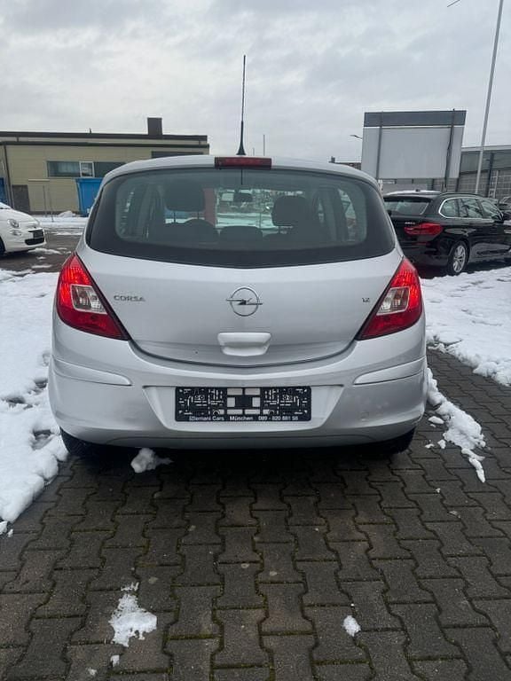 Gebraucht Opel Corsa Edition 80 PS (58 kW) 2007 Silber Limousine