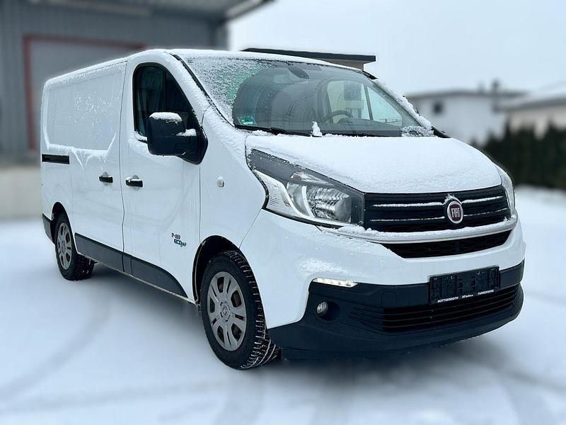 Gebraucht Fiat Talento 145 PS (106 kW) 2017 Weiß Van / Kleinbus