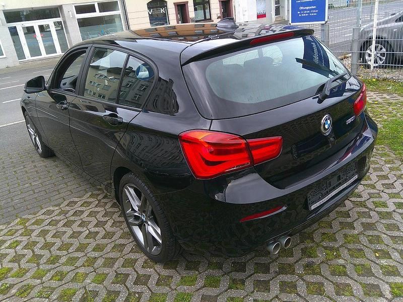 Gebraucht BMW 120 Advantage 184 PS (135 kW) 2018 Schwarz Kleinwagen