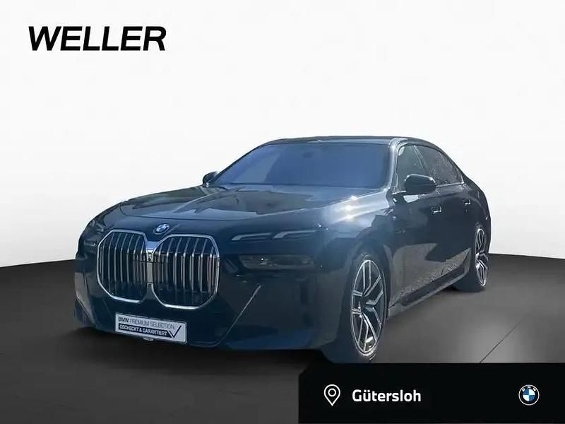 Carbonschwarz (schwarz) Gebraucht 2024 BMW 740 M Sport Limousine | 87.450 € (Guter Preis) - Bild 1/4