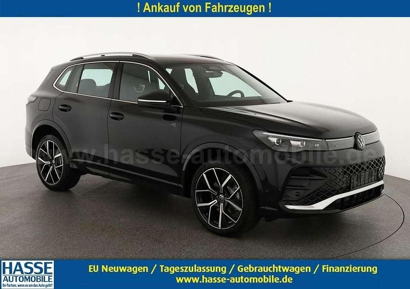 Nightshadeblue metallic Neu 2025 VW Tiguan R-line SUV | 52.995 € (Fairer Preis) - Bild 1/4