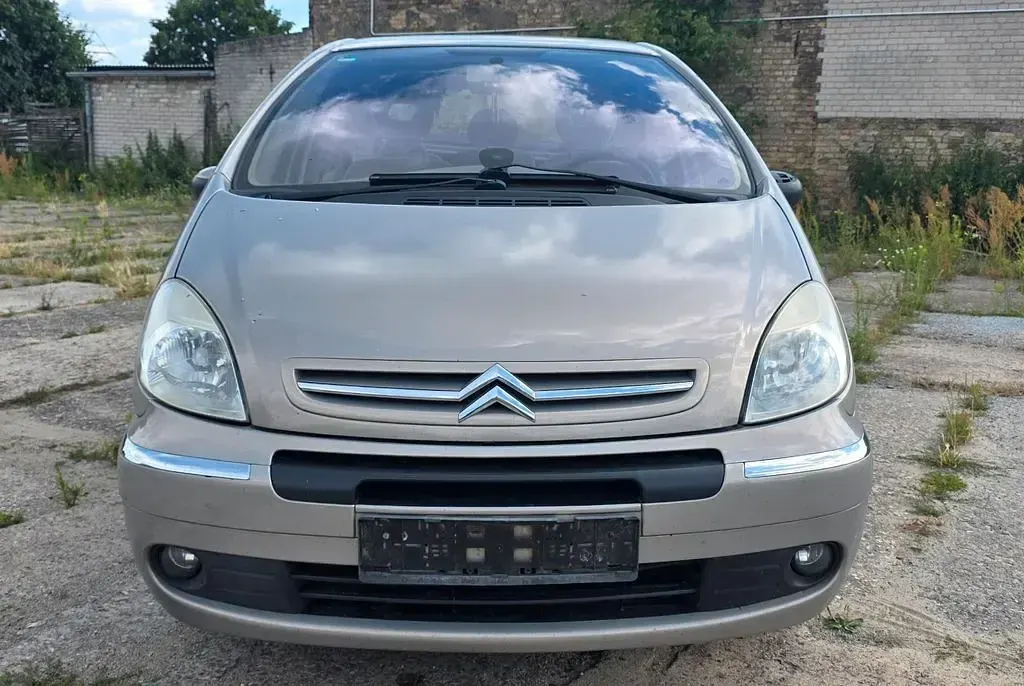Gebraucht Citroën Xsara Picasso Exclusive 116 PS (85 kW) 2004 Beige Van / Kleinbus
