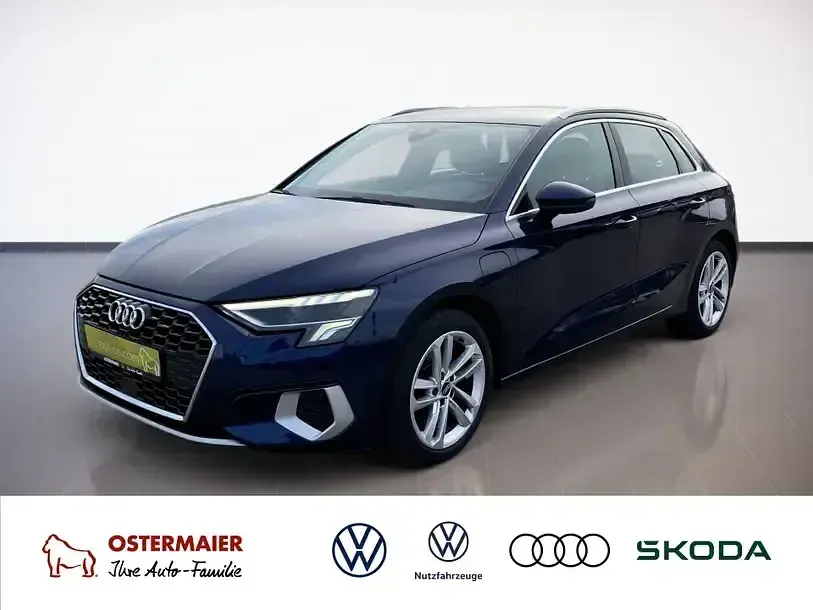 Usata Audi A3 e-tron Ambiente 2020 Blu Utilitaria