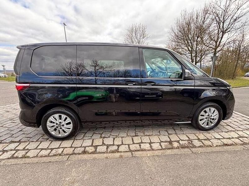 Gebraucht VW Multivan Life 140 PS (102 kW) 2024 Andere Van