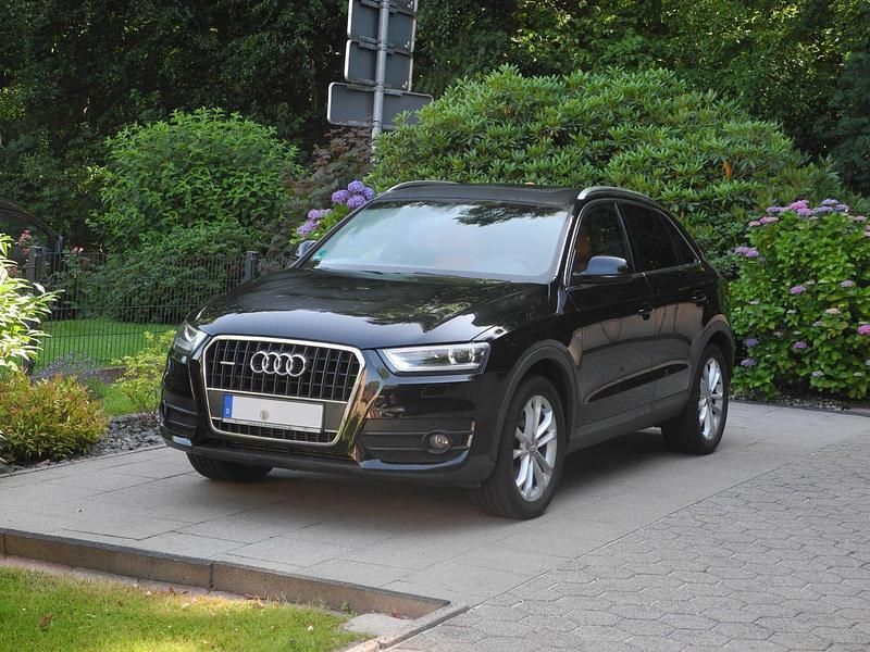 Gebraucht 2012 Audi Q3 Design SUV | 12.950 € (Superpreis) - Bild 1/4