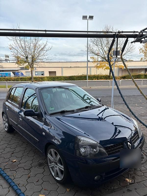 Blau Gebraucht 2002 Renault Clio II Kleinwagen | 3.999 € (Teuer) - Bild 1/4