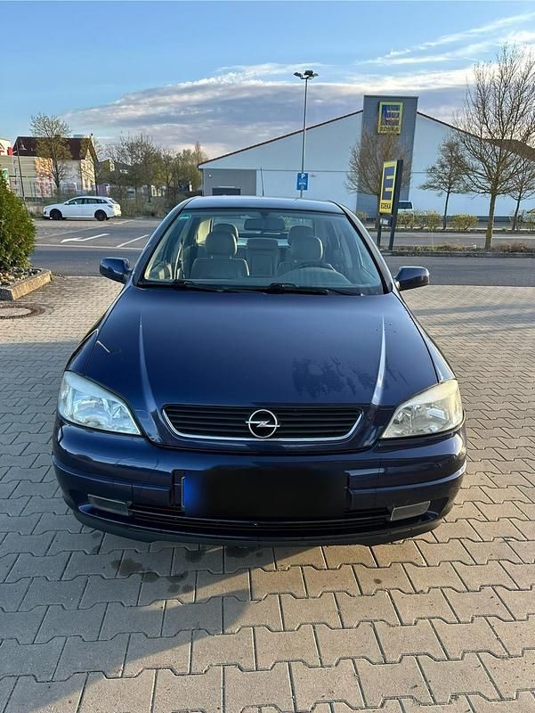 Usata Opel Astra 2000 Berlina