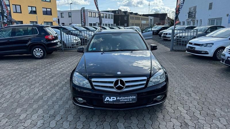 Gebraucht Mercedes C220 170 PS (125 kW) 2009 Schwarz Kombi