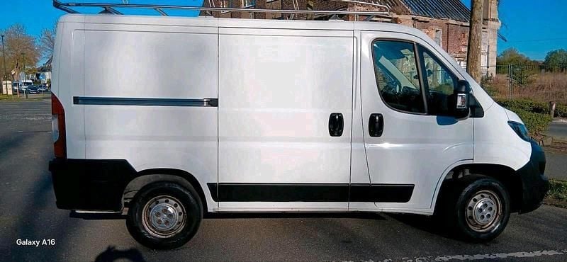 Gebraucht Peugeot Boxer 110 PS (80 kW) 2018 Weiß Van