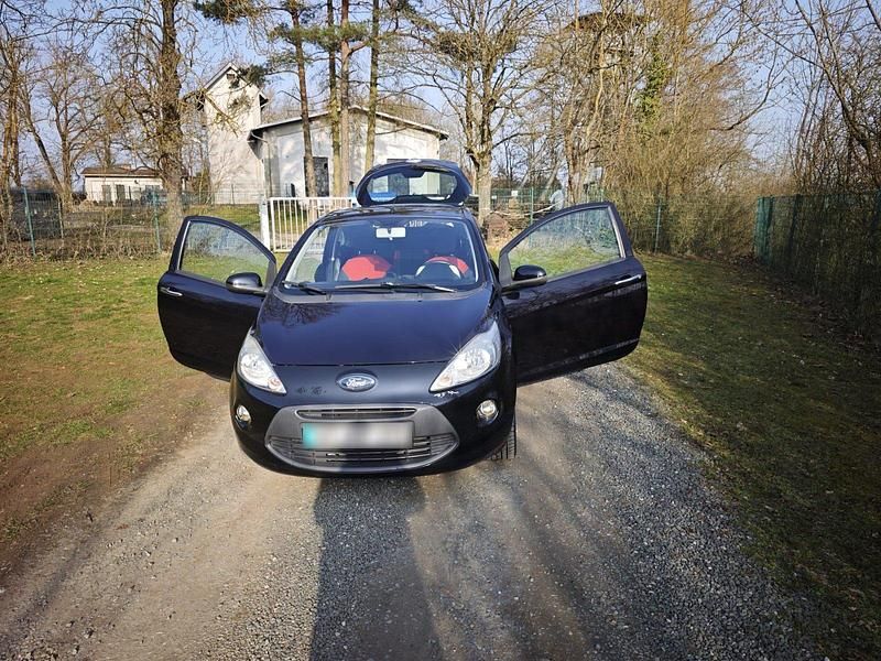 Gebraucht Ford Ka 69 PS (50 kW) 2011 Schwarz Kleinwagen