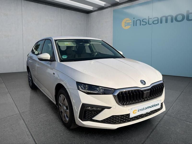 Gebraucht Skoda Scala 116 PS (85 kW) 2025 Weiß Kleinwagen