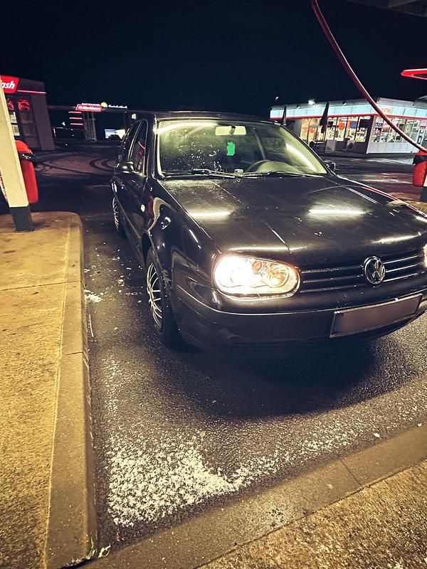 Gebraucht VW Golf IV 105 PS (77 kW) 2001 Schwarz Limousine