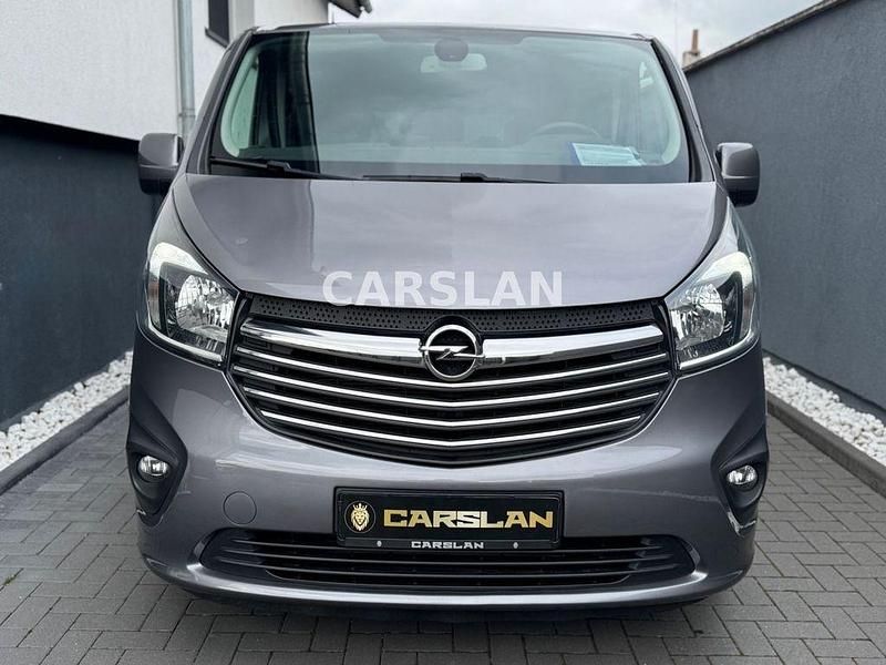 Gebraucht Opel Vivaro 120 PS (88 kW) 2015 Grau Van / Kleinbus