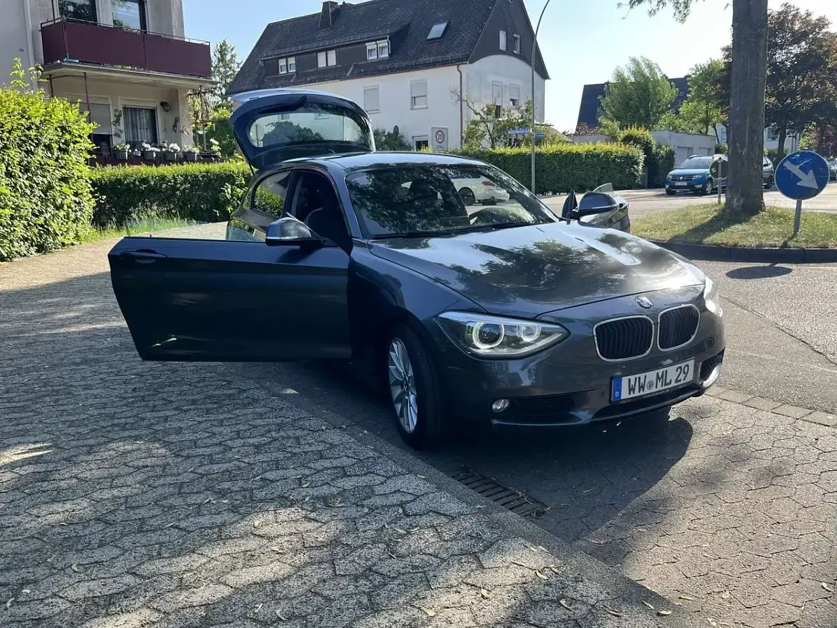 Gebraucht BMW 120 Comfort Edition 184 PS (135 kW) 2014 Grau Kleinwagen