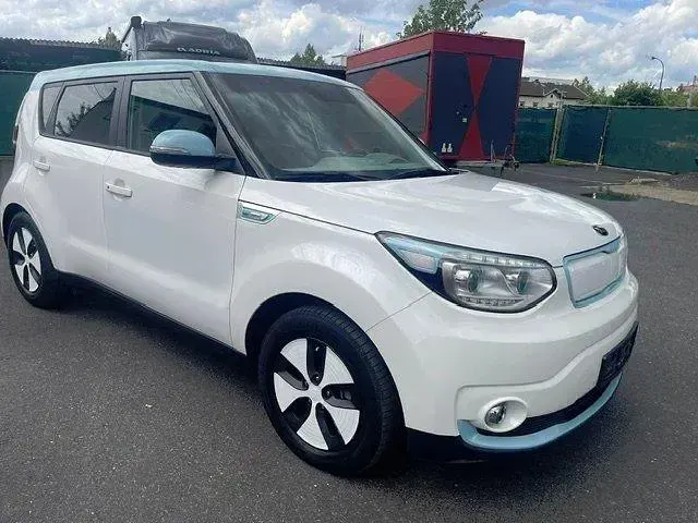 Gebraucht Kia Soul EV Play 59 kW (81 PS) 2017 Weiß SUV