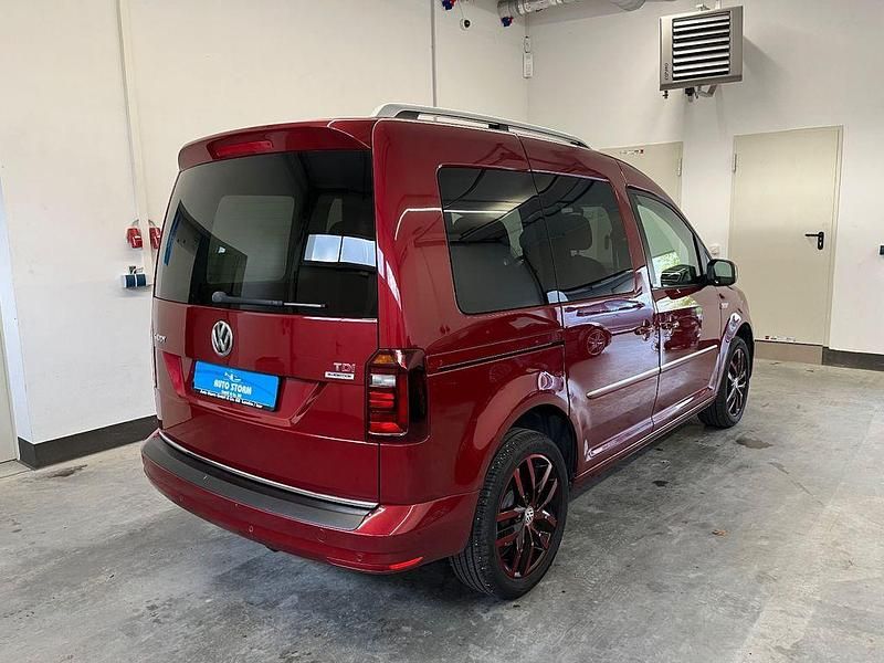 Usata VW Caddy 150 CV (110 kW) 2016 Rosso Monovolume