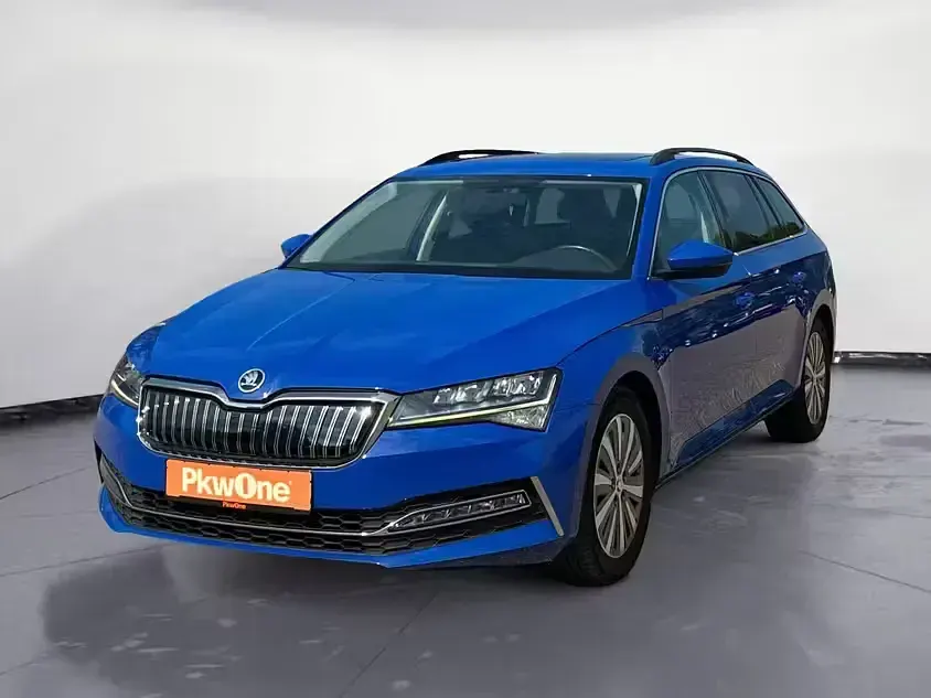 Gebraucht Skoda Superb Ambition 218 PS (160 kW) 2021 Kombi