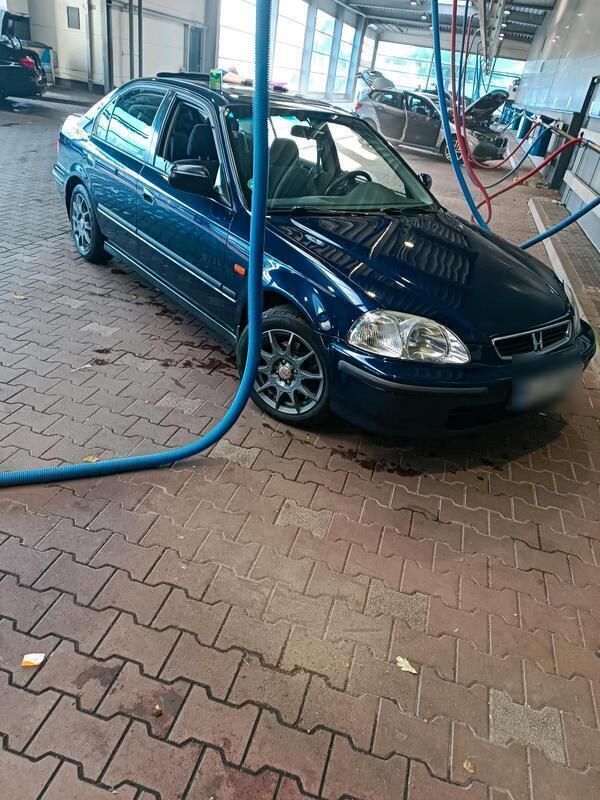 Blau Gebraucht 1999 Honda Civic Limousine | 2.550 € (Guter Preis) - Bild 1/4