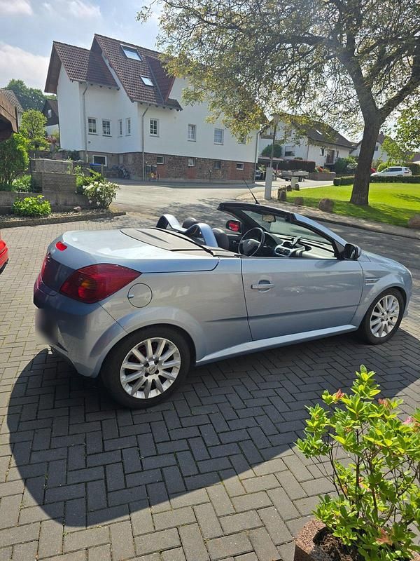 Gebraucht Opel Tigra 90 PS (66 kW) 2005 Blau Cabrio