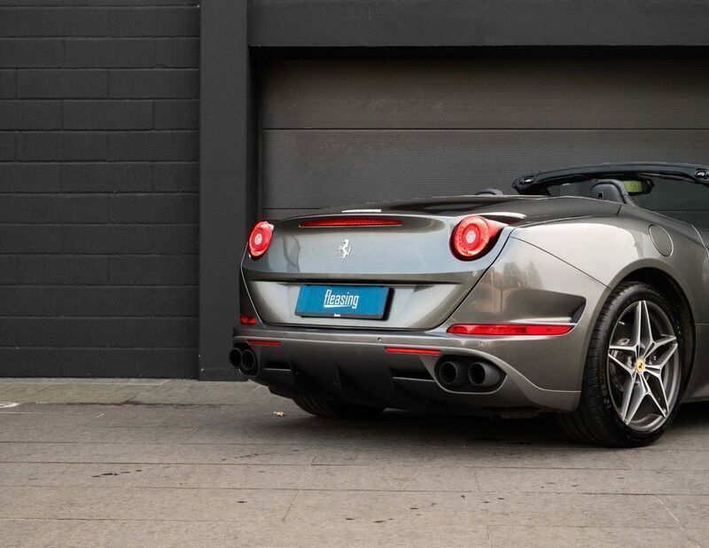 Gebraucht Ferrari California 560 PS (411 kW) 2017 Grau Cabrio