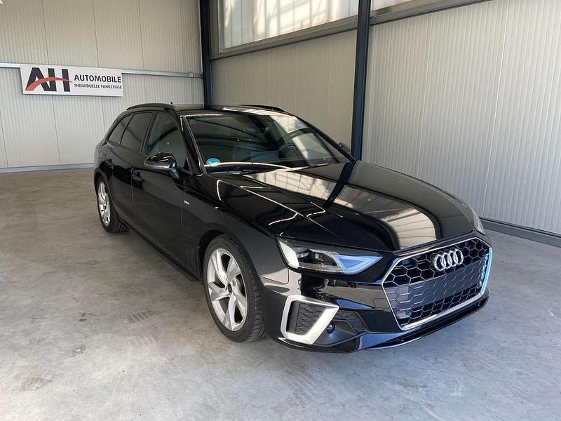 Gebraucht Audi A4 S-Line 163 PS (119 kW) 2024 Schwarz Kombi