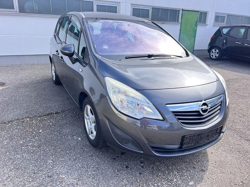 Gebraucht Opel Meriva Edition 101 PS (74 kW) 2010 Grau Van / Kleinbus