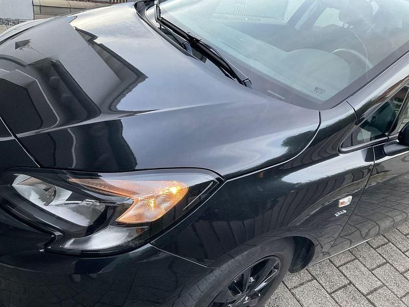 Gebraucht Opel Corsa drive 90 PS (66 kW) 2016 Schwarz Kleinwagen